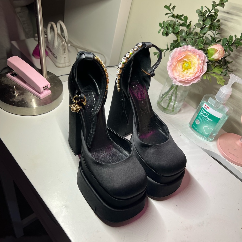 Versace Black Platform Heels - Picture 5 of 8